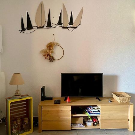 Superbe Appartement T2 En Residence Avec Piscine 圣西普里安 外观 照片