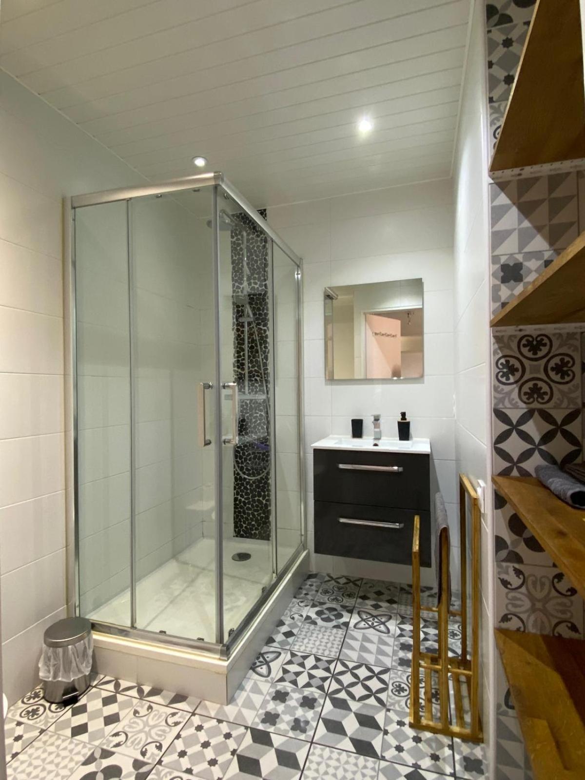 Superbe Appartement T2 En Residence Avec Piscine 圣西普里安 外观 照片